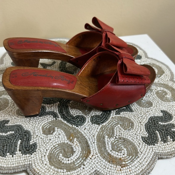 Meadein Brazil vintage wooden heels - Picture 2 of 7